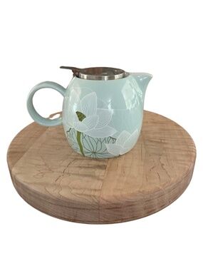 Tea Forté Ceramic Loose Leaf Tea Teapot with Stainless Steel Infuser